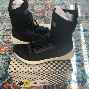 Stella McCartney PulseBoost HD MID S.